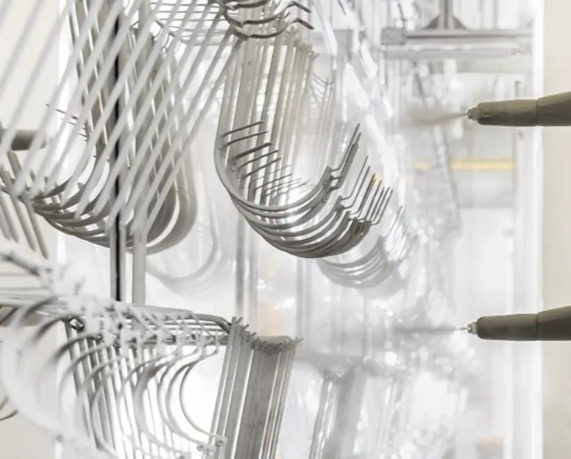 Obrázek - Proces lakování kovu na zakázku