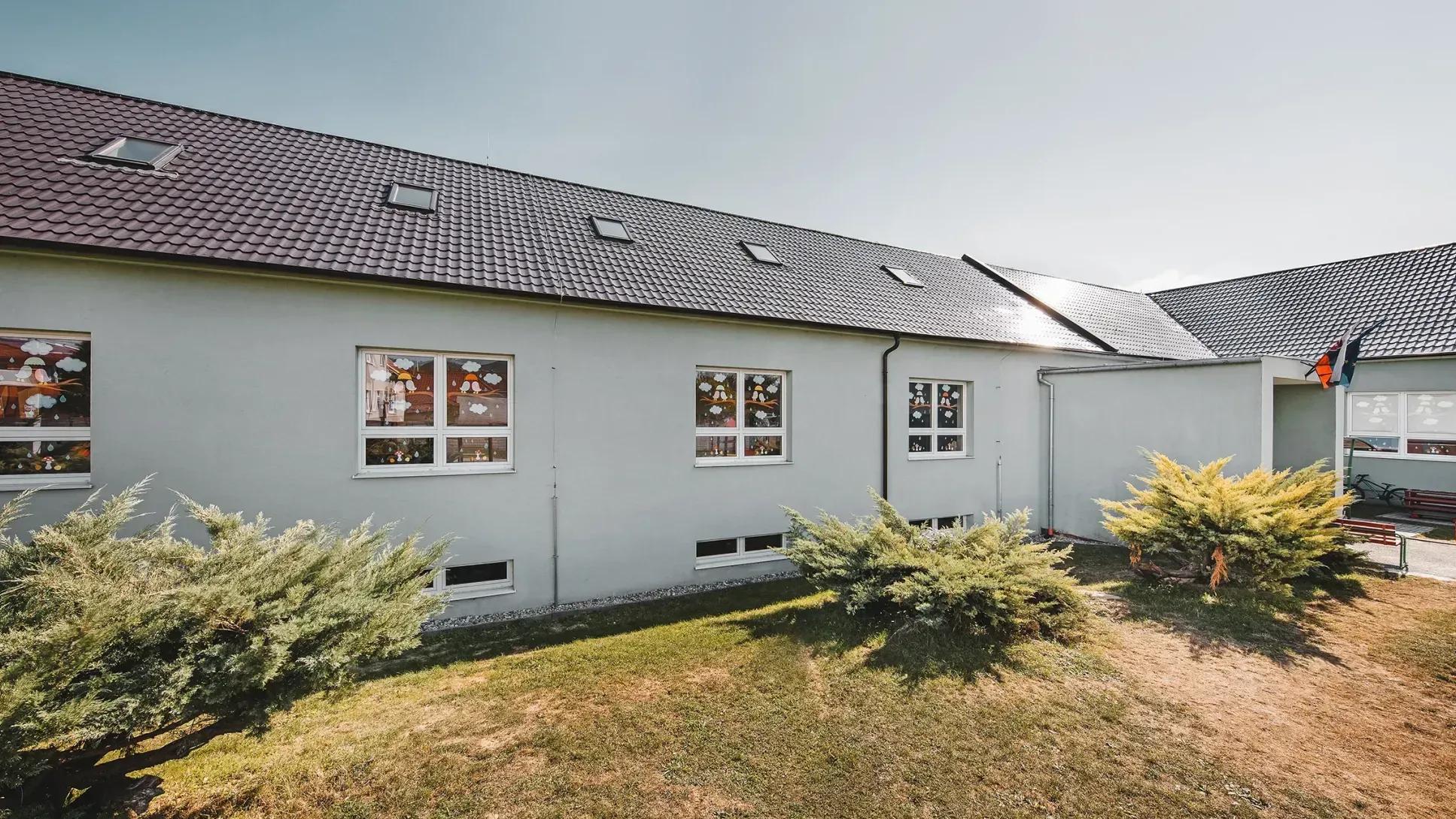 Základní škola – Častkovce