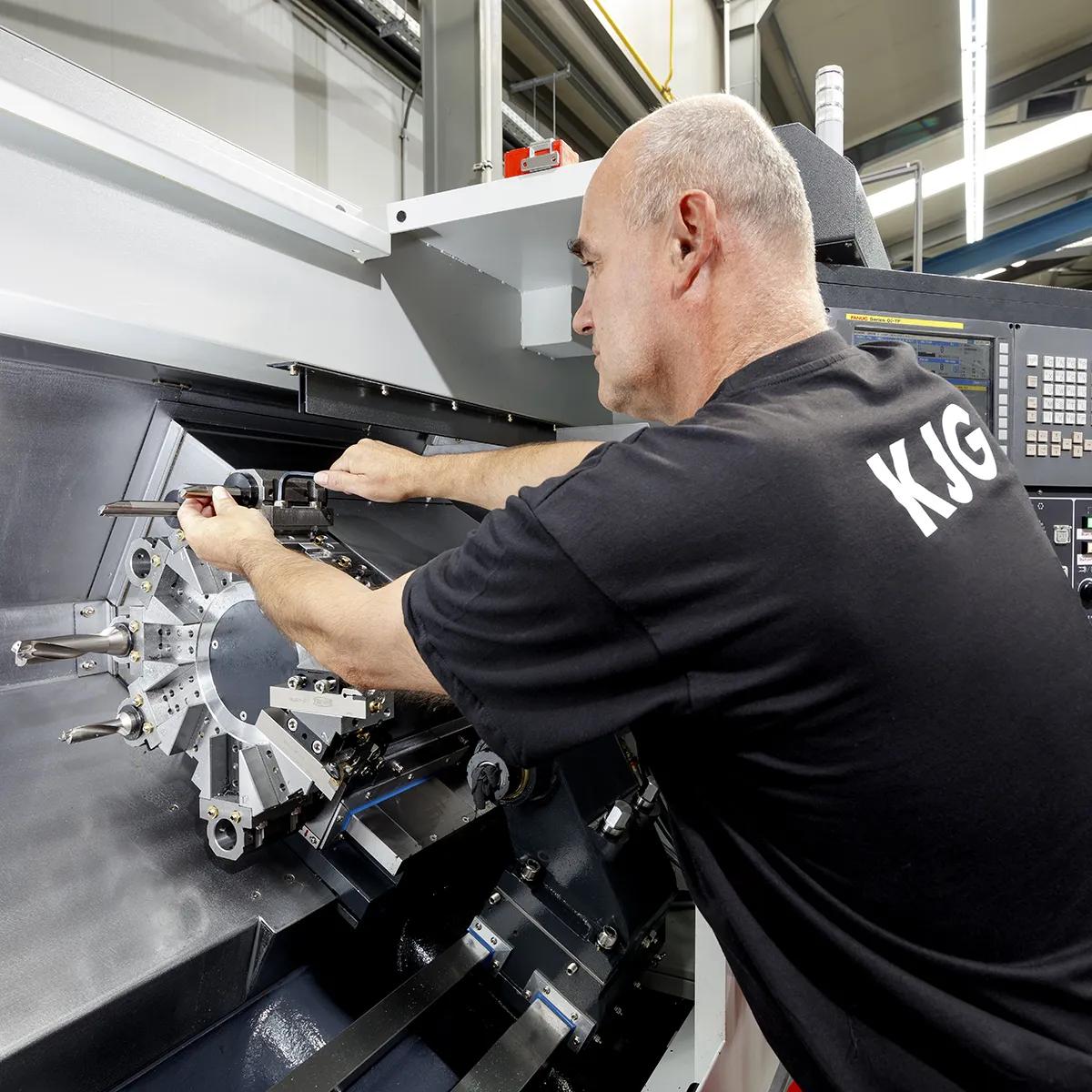 CNC
HORIZONTÁLNÍ
SOUSTRUH